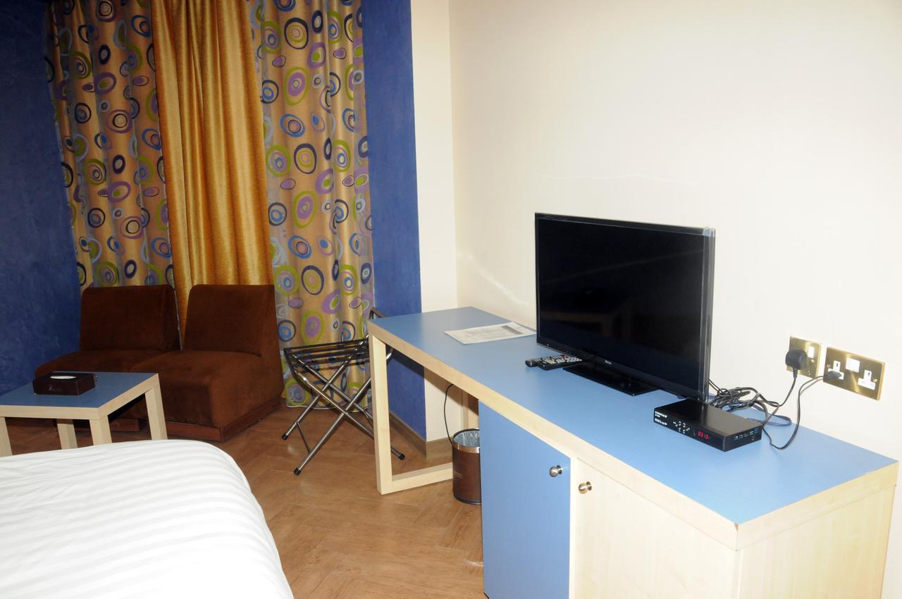 Sky Hotel Salmiya 外观 照片