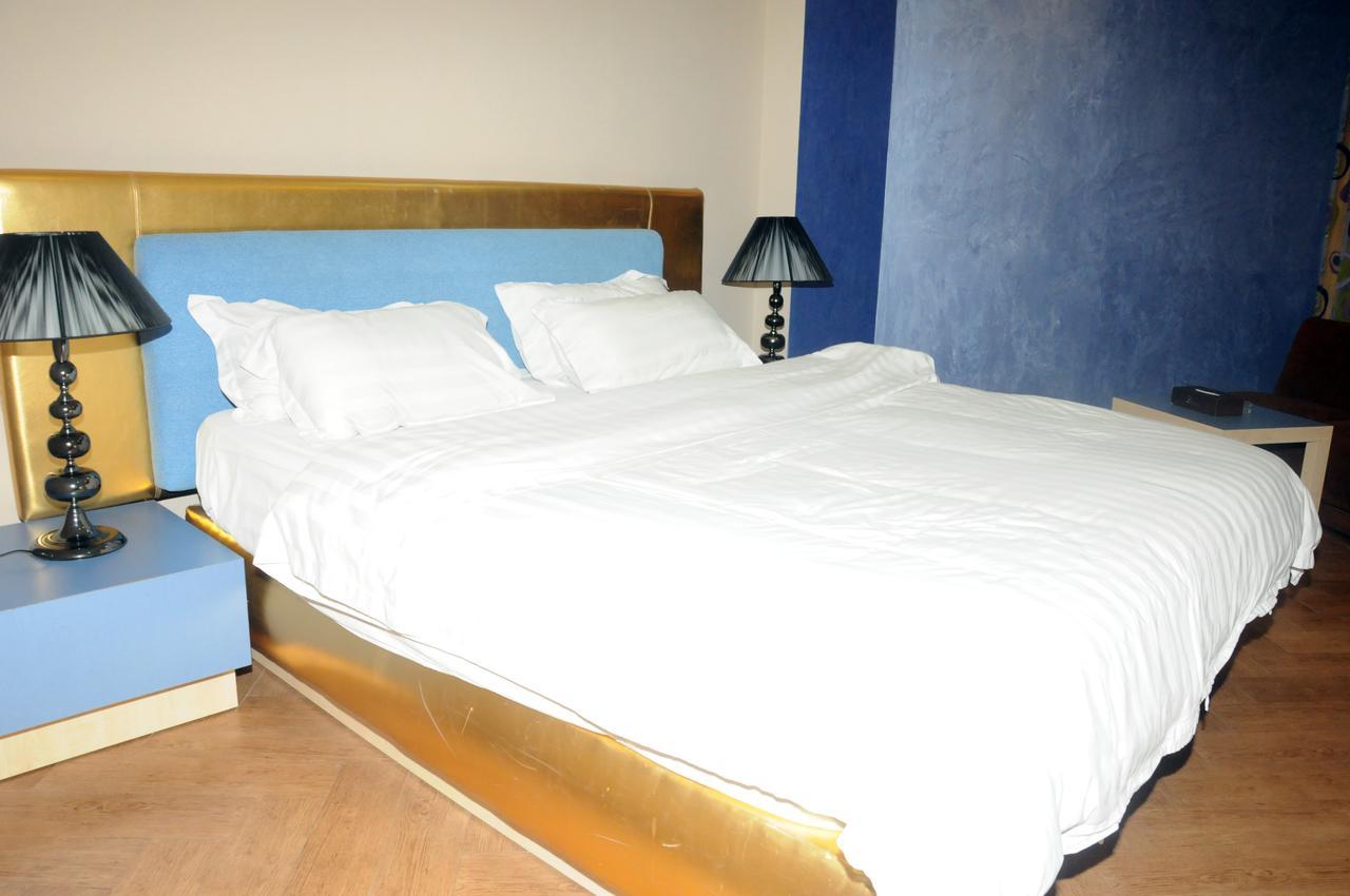 Sky Hotel Salmiya 外观 照片