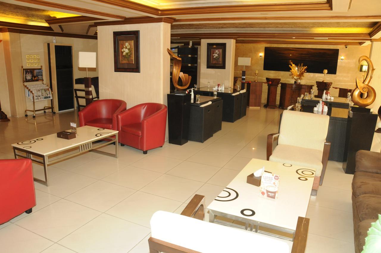 Sky Hotel Salmiya 外观 照片